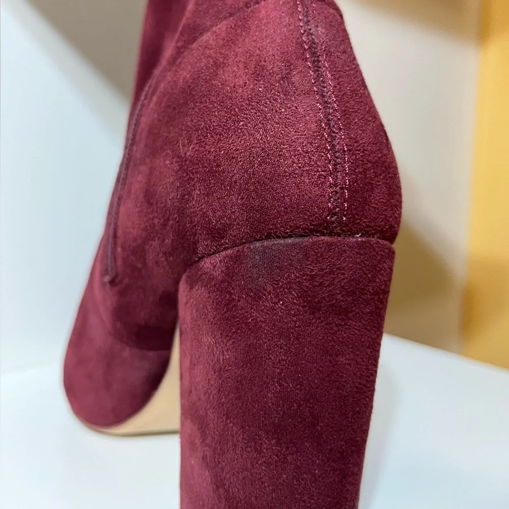 Heeled boots - Picture 9 of 10